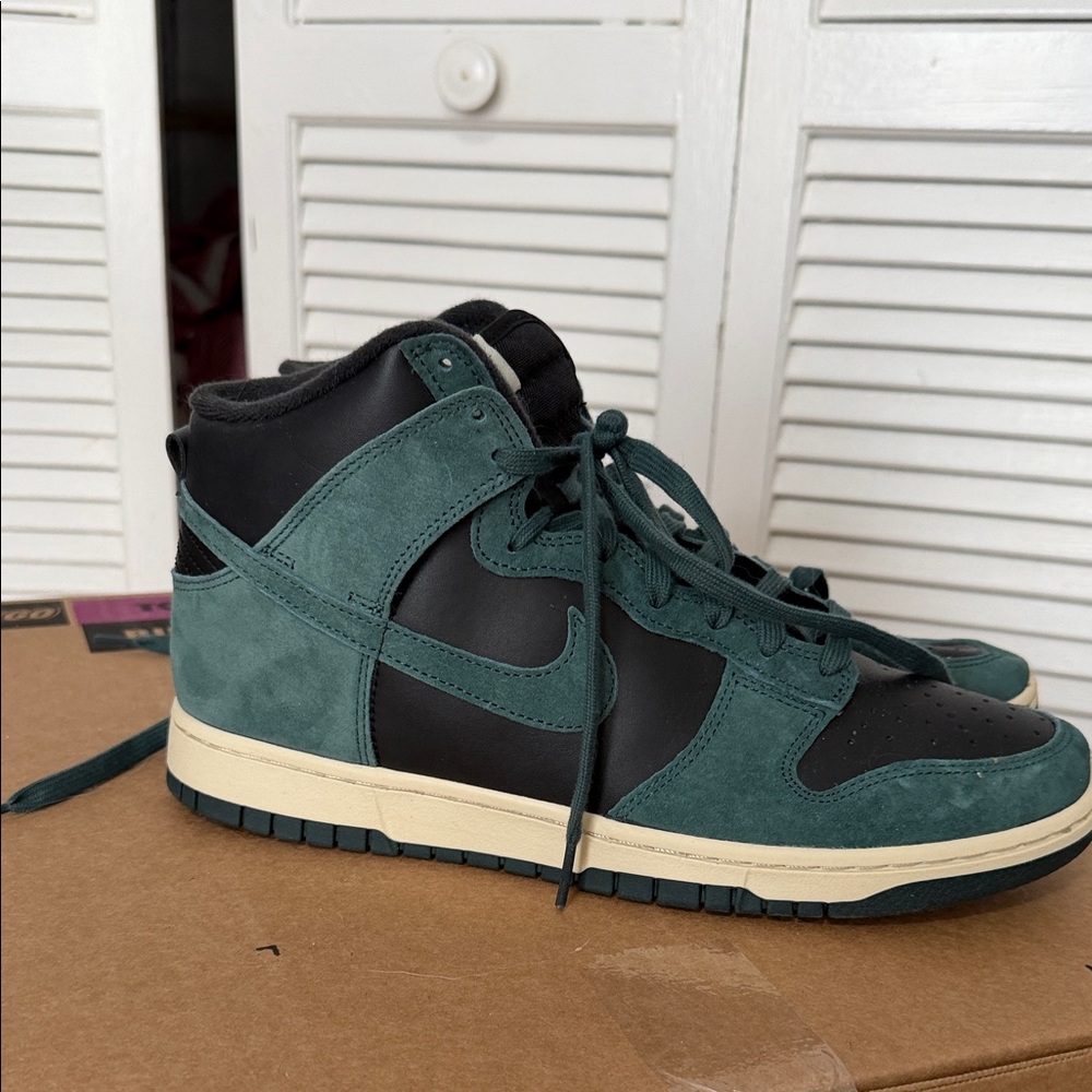 Nike Dunk High Retro PRM Faded Spruce
